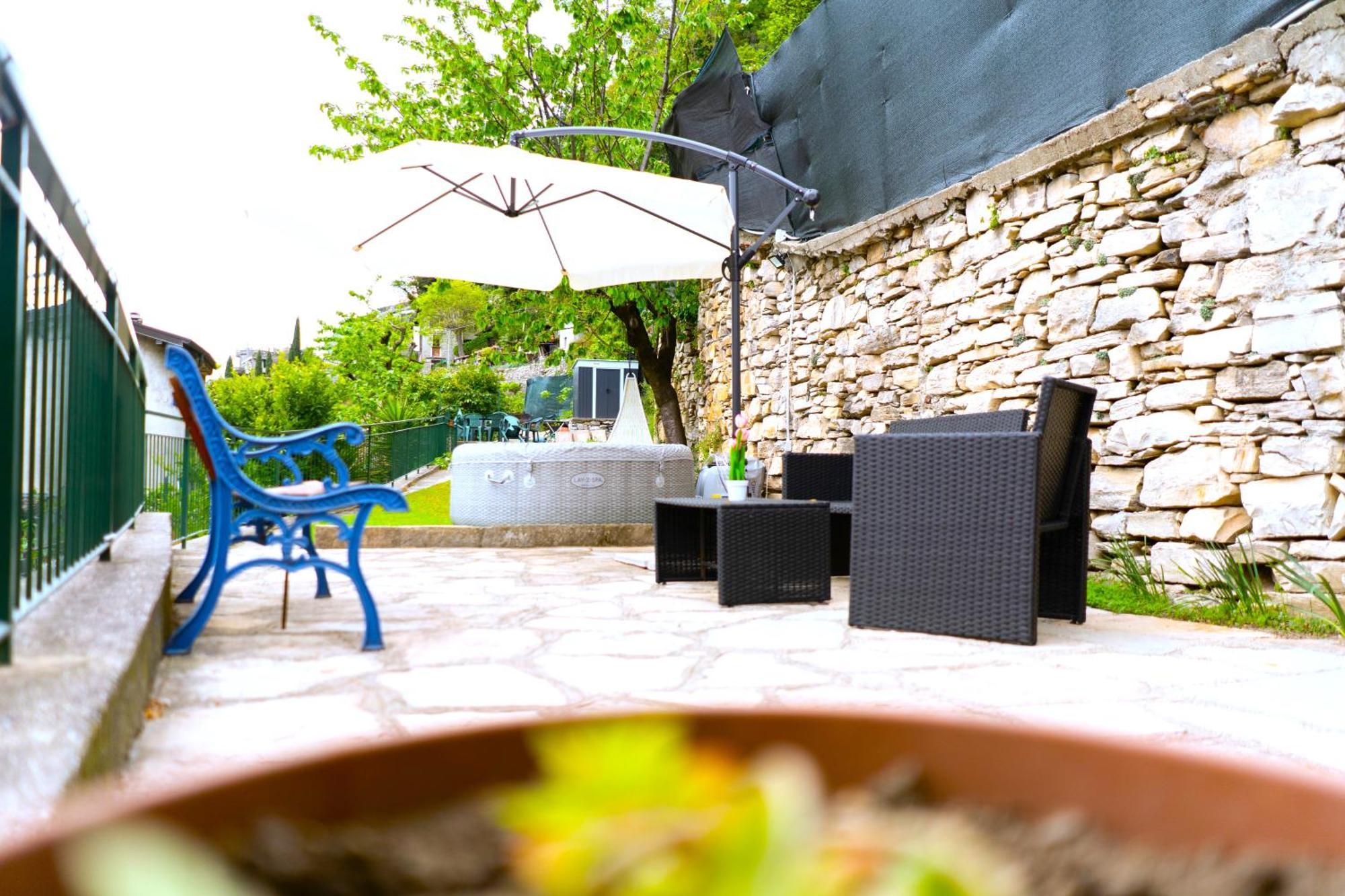 Terrazza Di Luisa Parking Wifi Vista Lago Carate Urio Екстер'єр фото